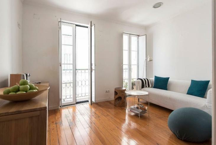 Cosy Alfama Apartment ลิสบอน ภายนอก รูปภาพ